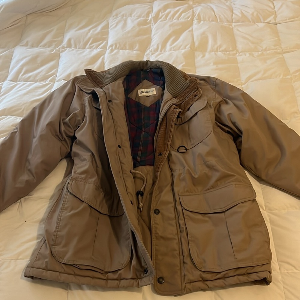 St Johns Bay Women’s Coat Size L Beige Zip-Up Flannel Quilted Lined Jacket